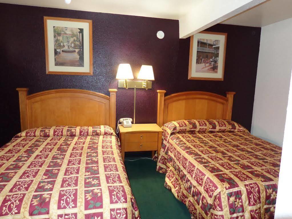 Knights Inn Phoenix At N Black Canyon Hwy Eksteriør bilde
